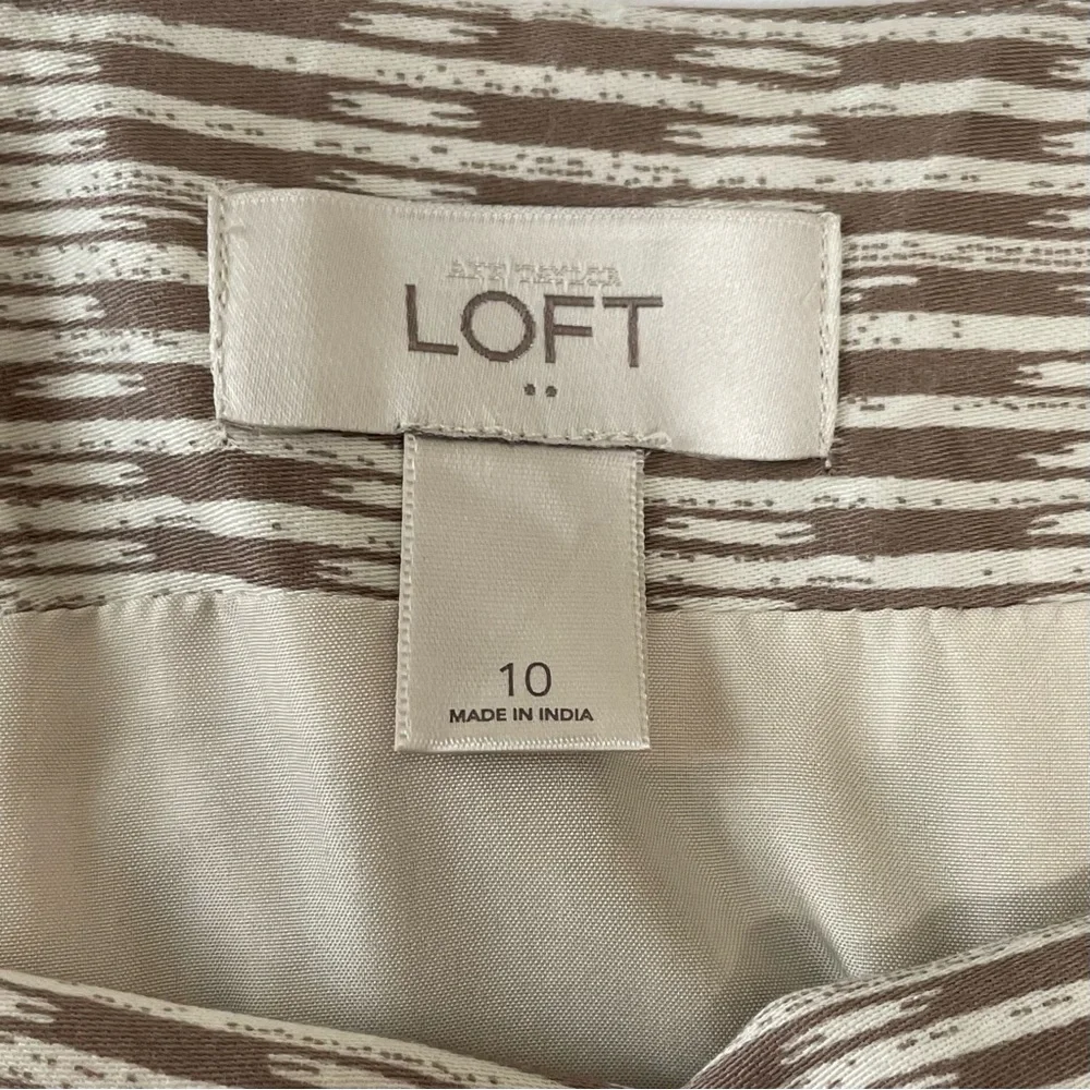 LOFT Cream Tan Pencil Mini Skirt for Work